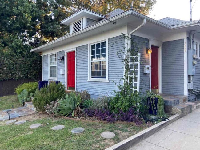 property at 607 Garfield Ave