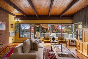 6008 SW 21st Ave in Portland, OR - Building Photo