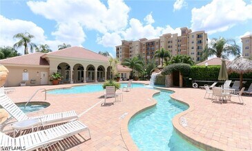 580 El Camino Real in Naples, FL - Building Photo - Building Photo