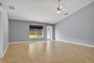 4066 SW Canrady St in Port St. Lucie, FL - Building Photo - Building Photo