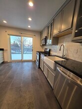 1195 Old Timber Ct in Hoffman Estates, IL - Building Photo - Building Photo