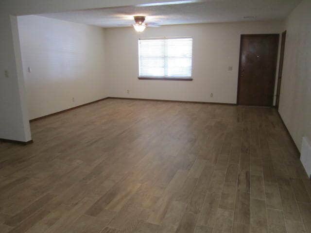 2106 Bellaire Dr in Moore, OK - Building Photo - Building Photo