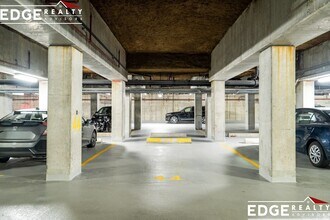 1759 Beacon St, Unit 1 in Brookline, MA - Building Photo - Building Photo