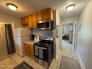 6903 N Lagoon Dr in Panama City Beach, FL - Building Photo - Building Photo