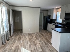 109 Desander Dr in Lansing, MI - Building Photo - Building Photo