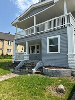 10816 Grandview Ave in Cleveland, OH - Building Photo