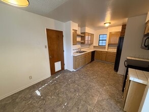 65 E Emerson Way in Sparks, NV - Building Photo - Building Photo