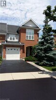 536 Beaver Creek Crescent in Waterloo, ON - Building Photo