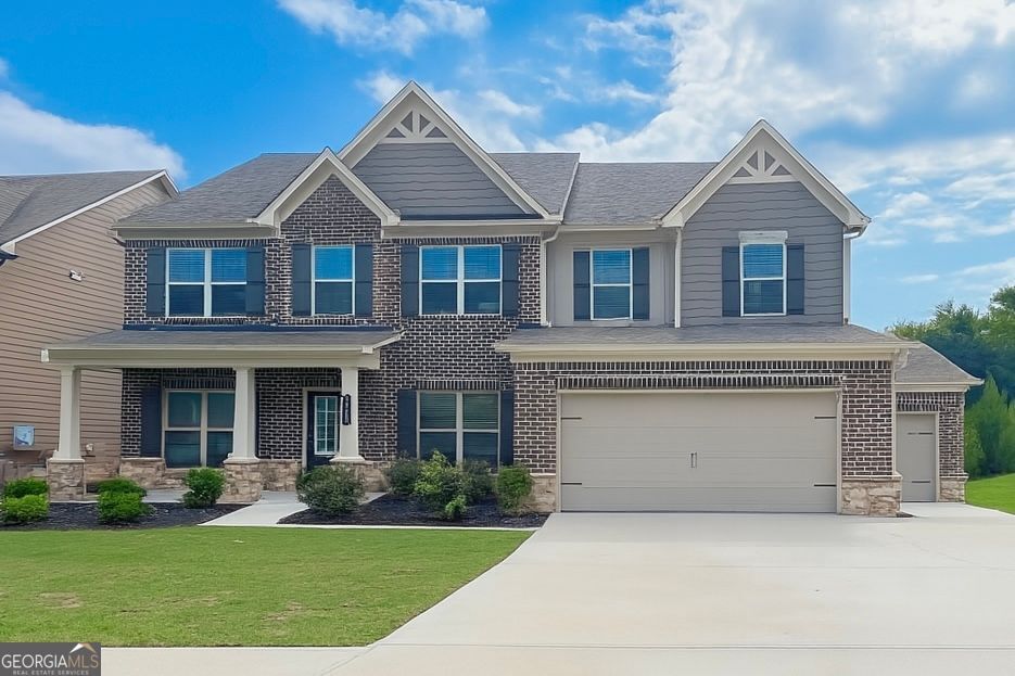 1721 Cobblefield Cir in Dacula, GA - Building Photo