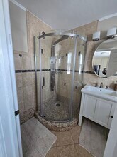 74 Hughes St, Unit 2 in Maplewood, NJ - Foto de edificio - Building Photo