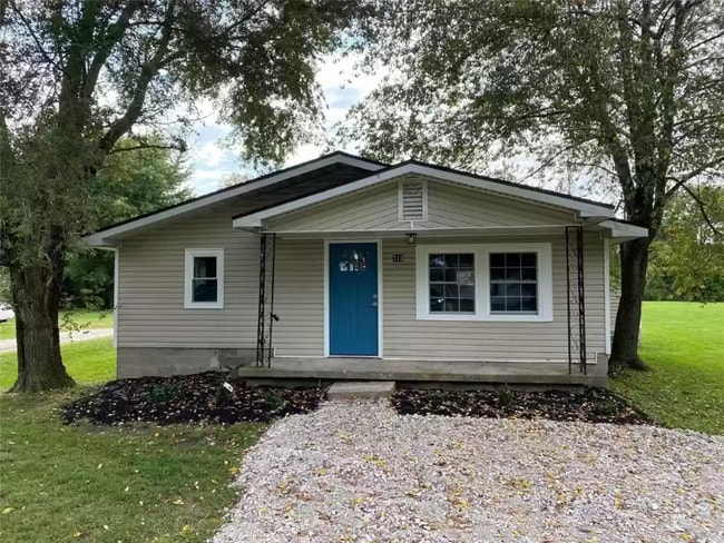property at 313 W Wall St