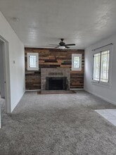 229 SW J St in Grants Pass, OR - Building Photo - Building Photo