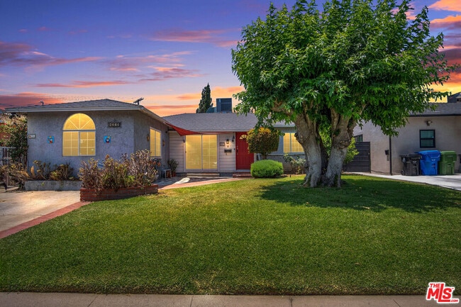 property at 8333 Glencrest Dr