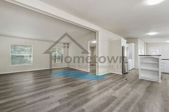 140 Cedar Hill in Sagle, ID - Building Photo - Building Photo