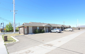 Chaparral Terrace in Lubbock, TX - Building Photo - Building Photo