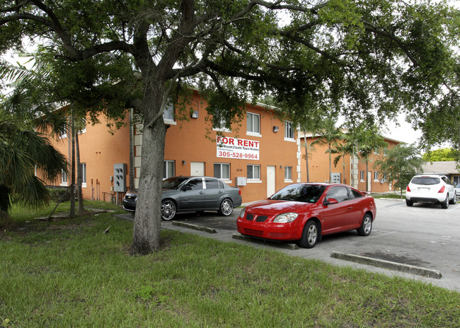 Oleta Townhomes