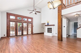 4011 Windhaven Ln in Dallas, TX - Building Photo - Building Photo