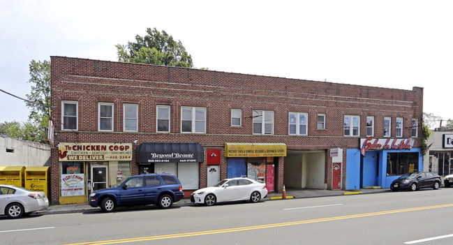 237-243 W Saint Georges Ave in Linden, NJ - Building Photo - Building Photo