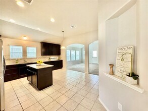 5018 Victory Shores Ln in Rosharon, TX - Building Photo - Building Photo