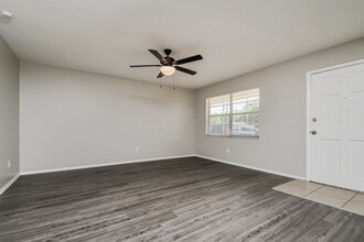 5927 Stokes Rd in Lakeland, FL - Building Photo - Building Photo