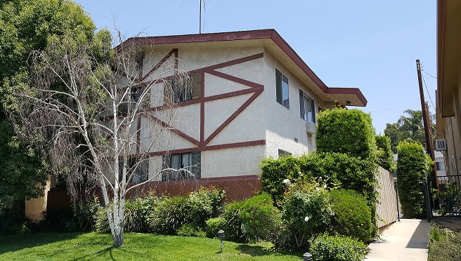 6308 Milton Ave in Whittier, CA - Foto de edificio