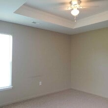 524 W Gay St in Warrensburg, MO - Building Photo - Building Photo