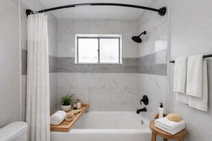 The Reserve at Warren in Warren, MI - Building Photo