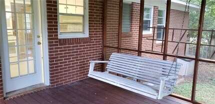 295 Rumson Rd in Athens, GA - Foto de edificio - Building Photo