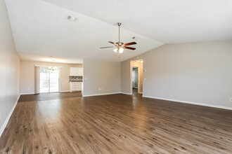 2423 Scanlon Dr in Jacksonville, FL - Building Photo - Building Photo