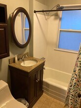443 Snelling Ave S in St. Paul, MN - Building Photo - Building Photo