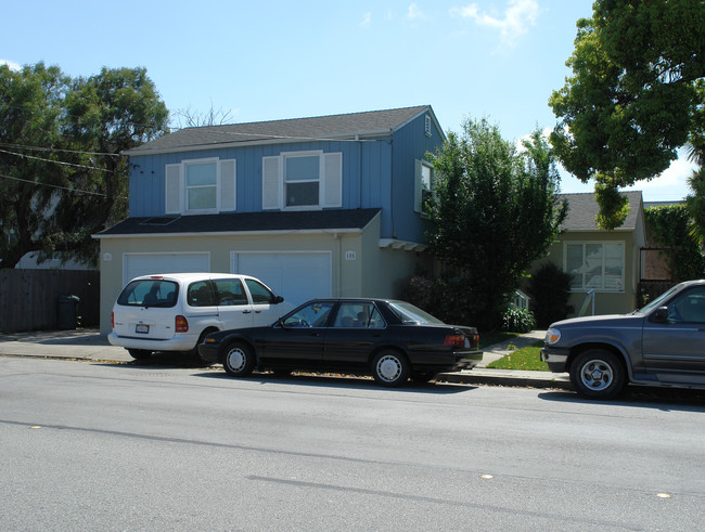 101 N Kingston St in San Mateo, CA - Building Photo - Building Photo