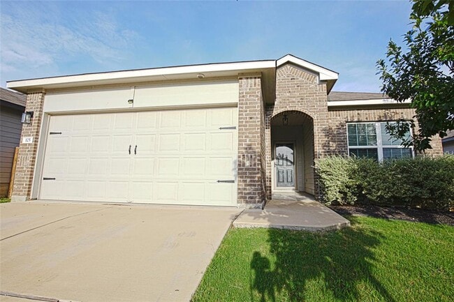 125 Presidential Path in Liberty Hill, TX - Building Photo - Building Photo