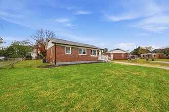 913 Dandridge Dr in Portsmouth, VA - Building Photo - Building Photo