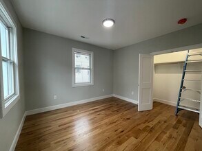 199 Boylston St, Unit 199 in Chestnut Hill, MA - Foto de edificio - Building Photo