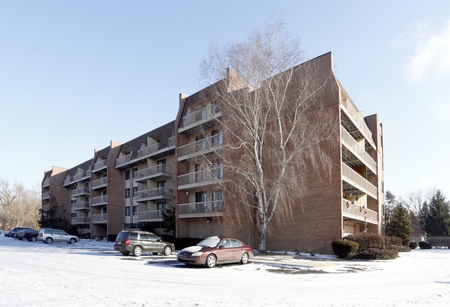 Edgewater Apartments