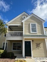12 Old S Ct in Bluffton, SC - Building Photo