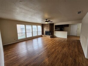 4405 Menzer Rd in Fort Worth, TX - Building Photo - Building Photo