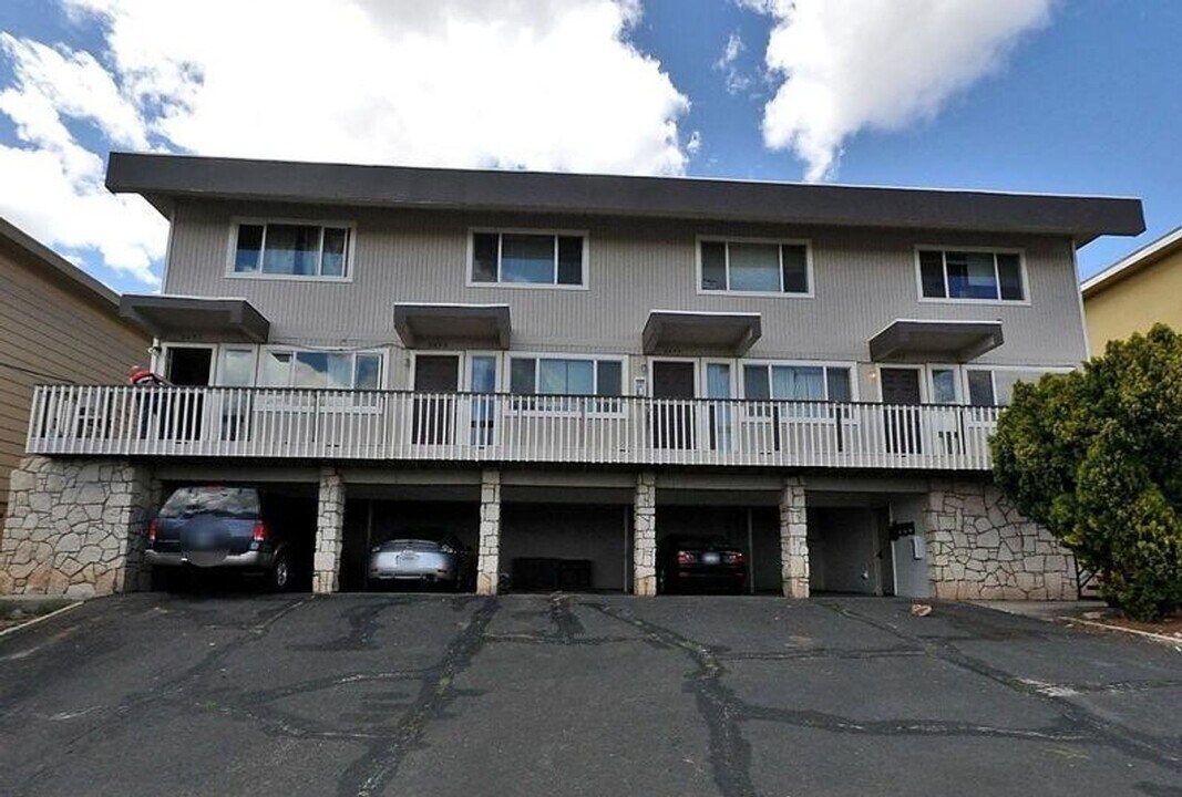 3453 Gypsum Rd in Reno, NV - Building Photo