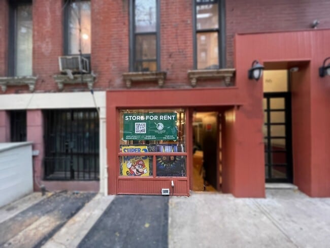 86 E 3rd St in New York, NY - Building Photo - Building Photo