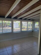 3462 70th St N in St. Petersburg, FL - Foto de edificio - Building Photo