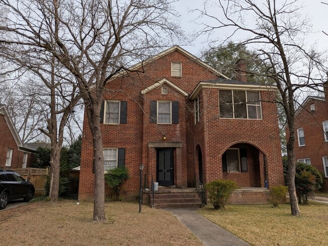 property at 312 S Woodrow St