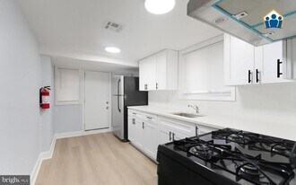 2625 Braddock St in Philadelphia, PA - Building Photo