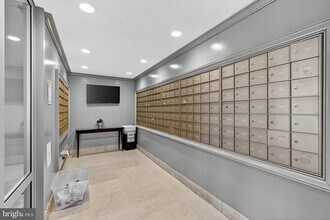 1900 Lyttonsville Rd in Silver Spring, MD - Building Photo - Building Photo