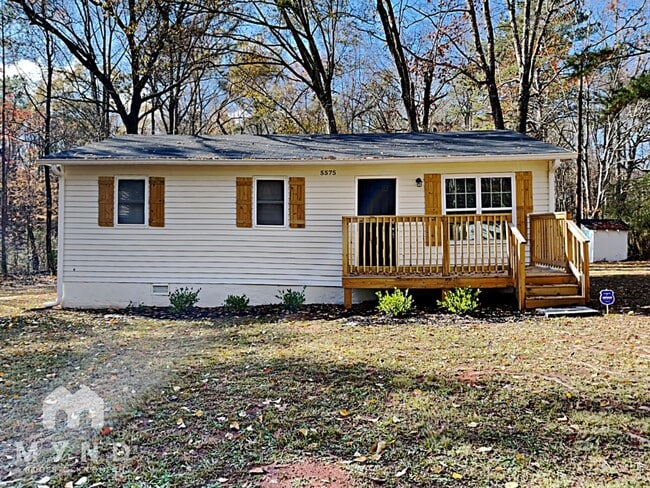 property at 5575 Oglesby Rd