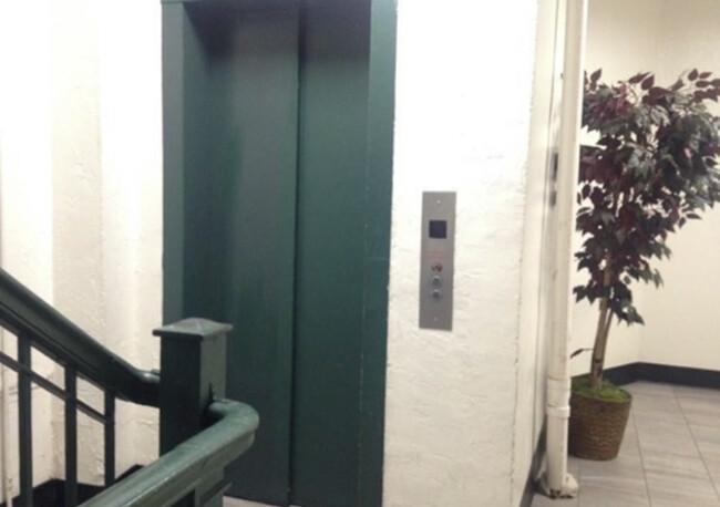 property at 17 Federal St