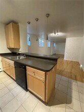 496 Whitney Ave in New Haven, CT - Building Photo - Building Photo