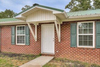 101 Old Thomson Rd in Grovetown, GA - Building Photo - Building Photo