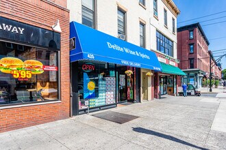 420 Washington St in Hoboken, NJ - Building Photo - Building Photo