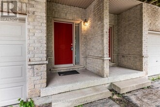 619 Wild Ginger Ave in Waterloo, ON - Building Photo - Building Photo