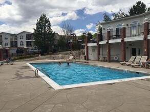 1662 S Deframe St in Lakewood, CO - Building Photo - Building Photo